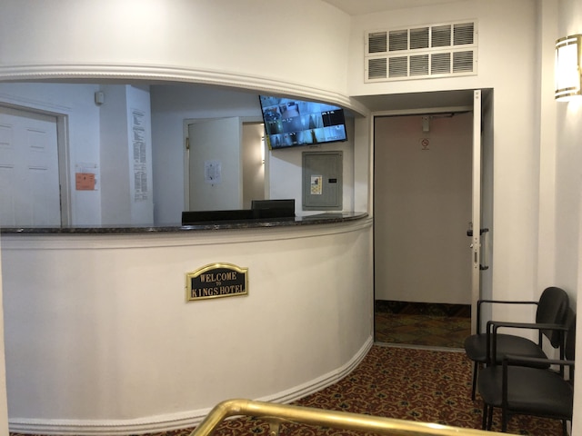 キングス ホテル Inc