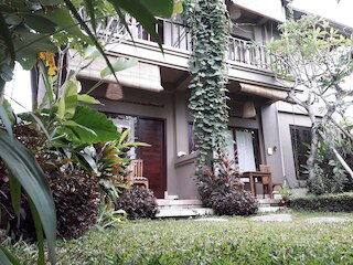 ウィディ ハウス