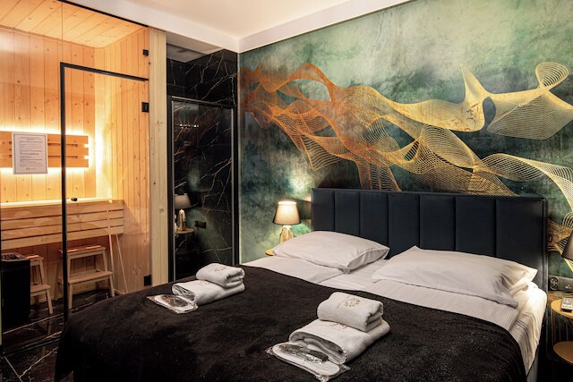 グラスハウス ホットタブ アパートメンツ