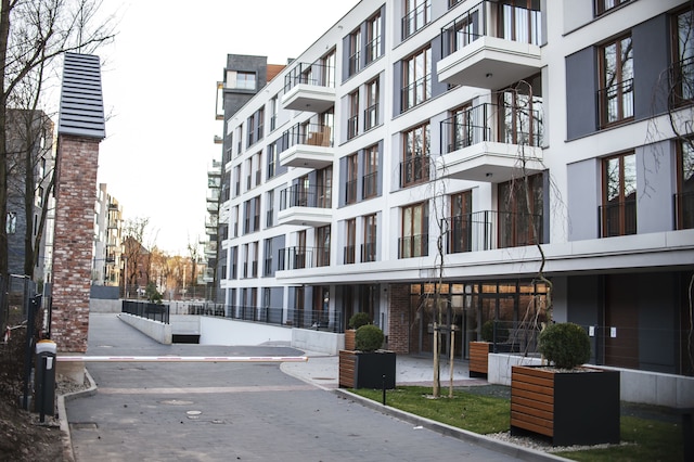 グラスハウス ホットタブ アパートメンツ