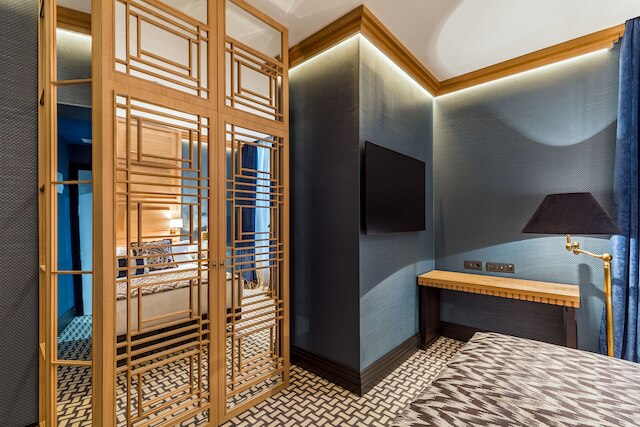 ルーム メイト コレクション アルバ, マドリード