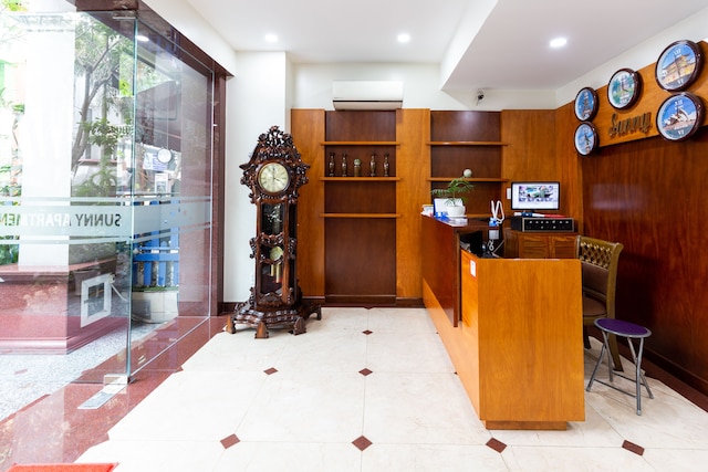 サニー ホテル アンド アパートメント