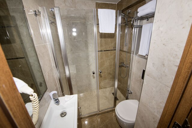 B ゲスト ホテル