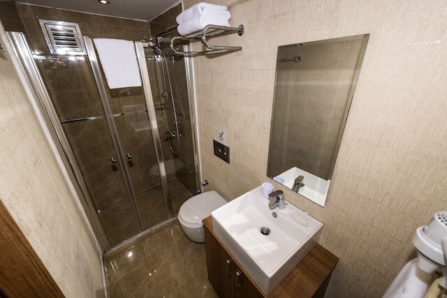 B ゲスト ホテル