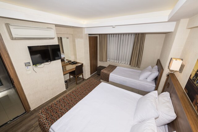 B ゲスト ホテル