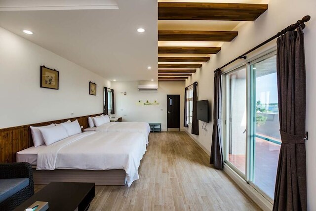 ホワイト ベイ スイート B & B