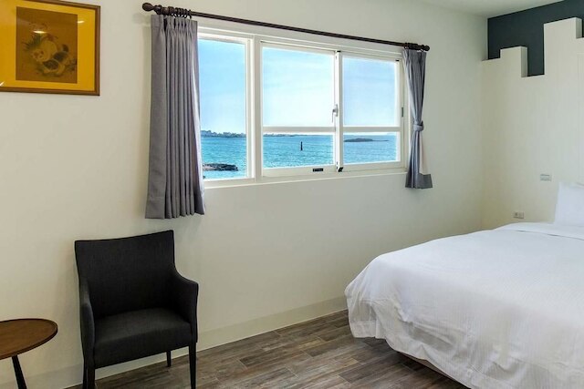 ホワイト ベイ スイート B & B