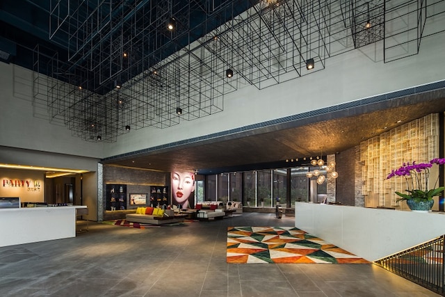 ミニマックス プレミア ホテル シャンハイ ホンチャオ (上海虹橋世茂睿嘽选尚品酒店)