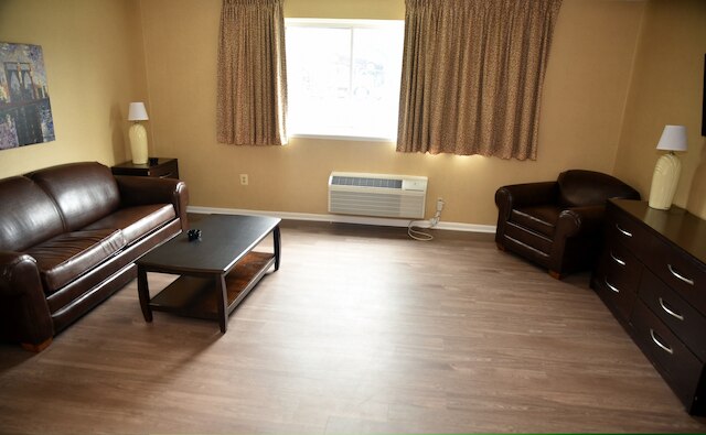 スワン モーテル