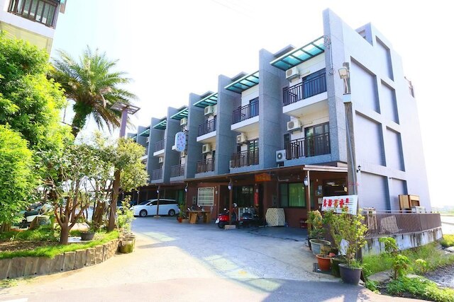 バーズ フラワー B&B