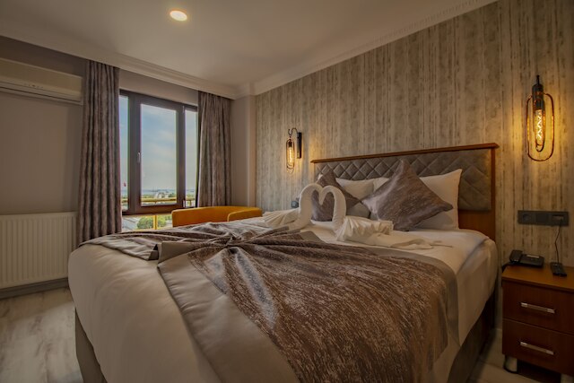 アヴラシャ ポート ホテル