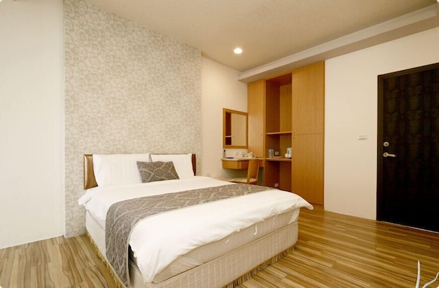 イーラン ジミー ヴィラ