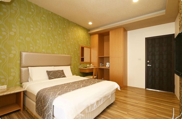 イーラン ジミー ヴィラ