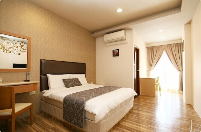 イーラン ジミー ヴィラ