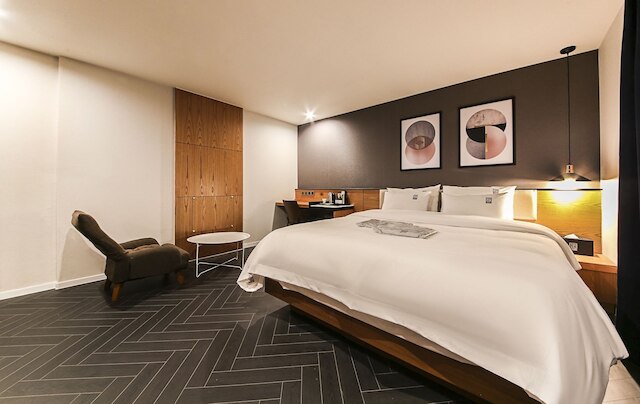 グレイ 191 ホテル