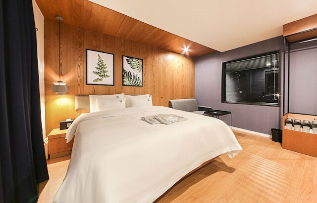 グレイ 191 ホテル