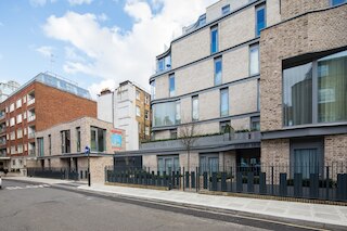 Ⅵ キャッスル レーン