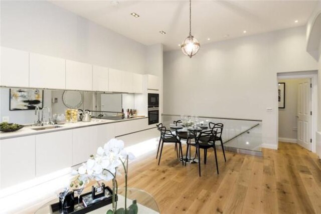 ケンジントン コート バイ ライム ストリート