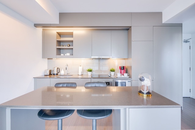 メトロポリス スイーツ - ピーター ストリート