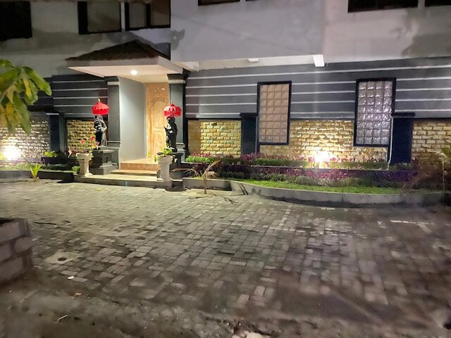 アルタ ガーデン ゲストハウス & ホステル