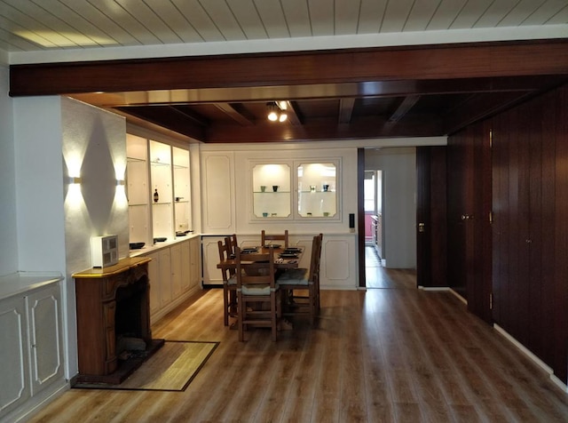 AVI シティ ブルクプラッツ アパートメンツ