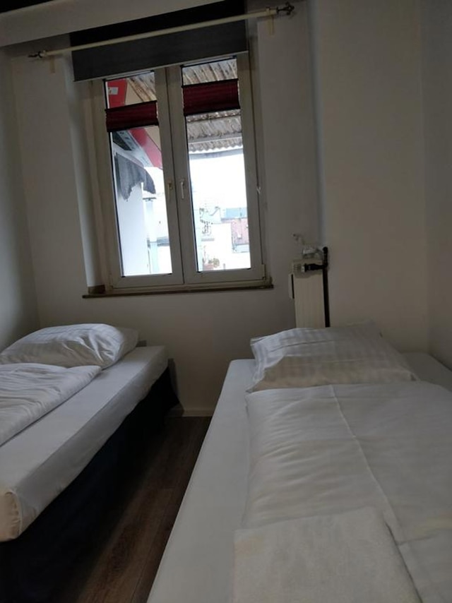 AVI シティ ブルクプラッツ アパートメンツ