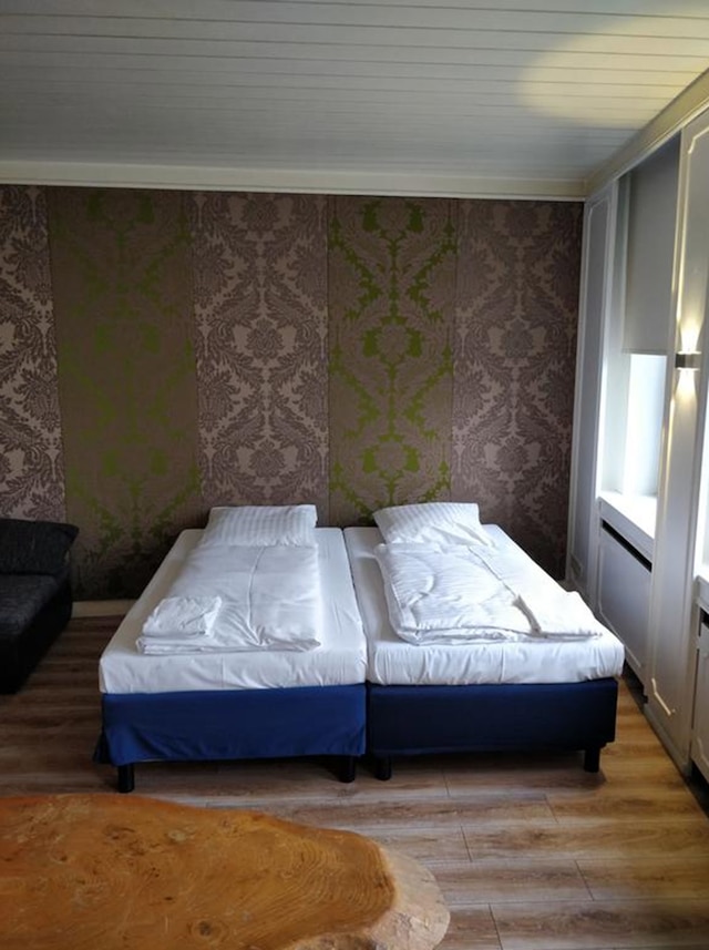 AVI シティ ブルクプラッツ アパートメンツ