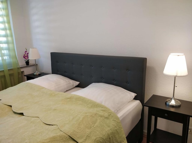 アパートハウス グラフ - アドルフ