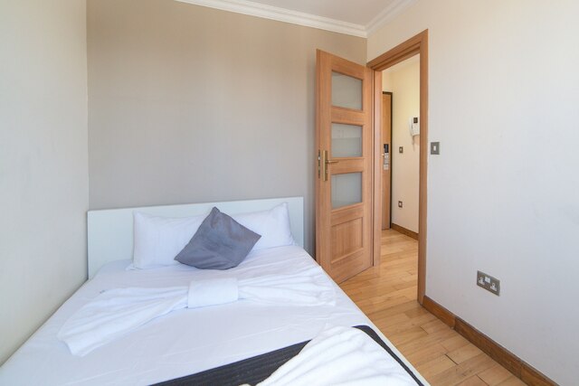 ニュー ケント アパートメンツ