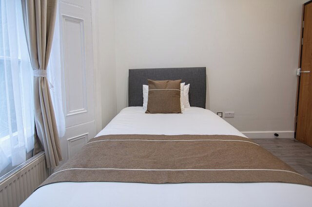 ニュー ケント アパートメンツ