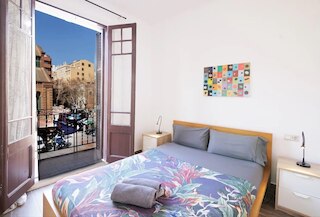 アパルタメント ミラーイ