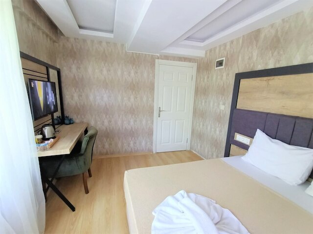 アヴソラー エリト ホテル