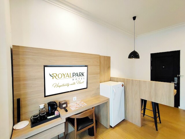 ロイヤル パーク ホテル