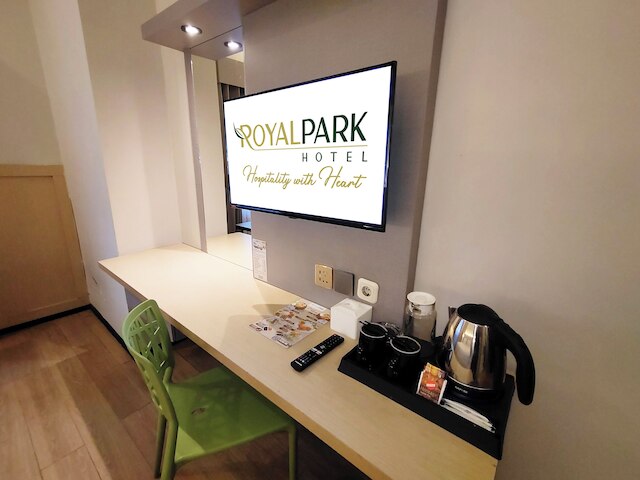 ロイヤル パーク ホテル