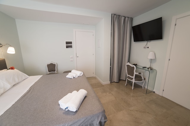 アッティコ 33 B&B