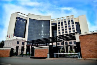 ブラビア ホテル ニアメ