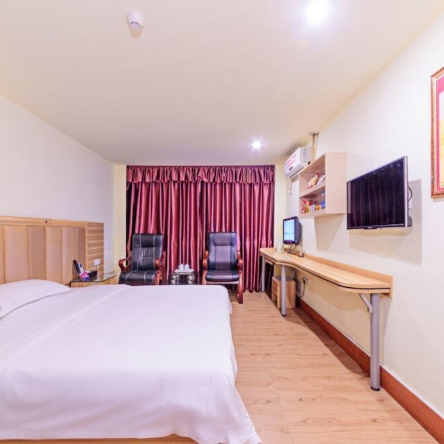 ジャンシャ ビジネス ホテル (江夏商務賓館)