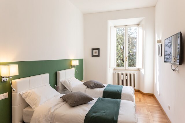 ロンバルディア 40 ラグジュアリー スイーツ