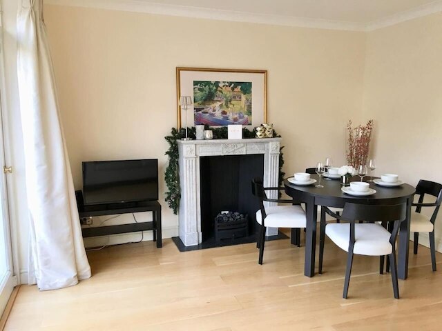 イングリッシュ ガーデン アパートメント