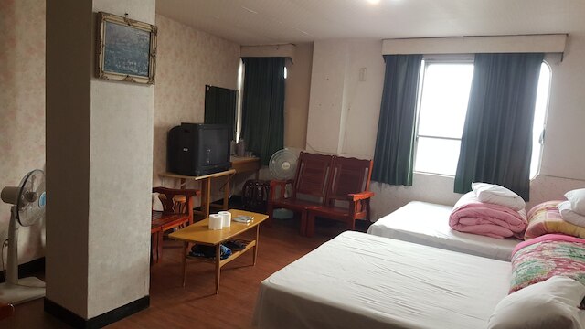 タ リ ウー ホテル