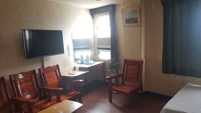 タ リ ウー ホテル