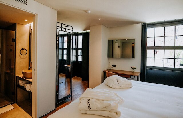 エクゾモホテル by オリビア