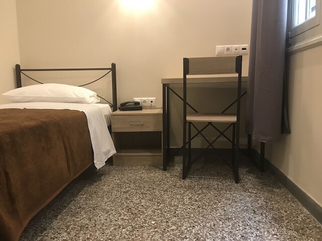 アテネ プシリ ホテル