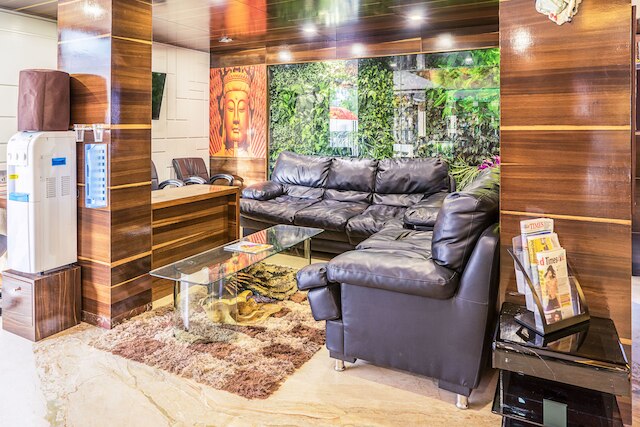 スーパー イン アルモワーズ ホテル