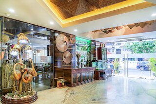 スーパー イン アルモワーズ ホテル