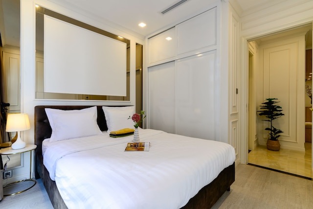 ヴィンホームズ ゴールデン リバー ルビー