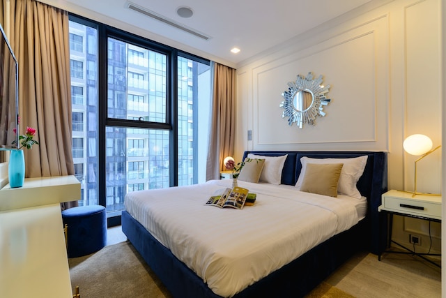 ヴィンホームズ ゴールデン リバー ルビー