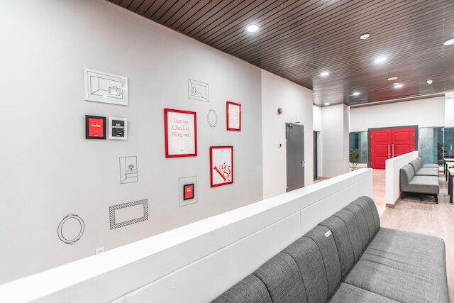 スーパー OYO タウンハウス 1 ホテル サレンバ