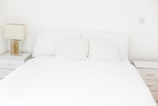 明るいベッドルーム 2 室、アパートメンツ、キーズ