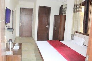 ホテル サウス デリー イン